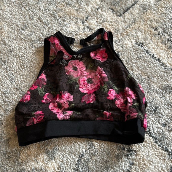 Details Dancewear Set - Picture 4 of 6